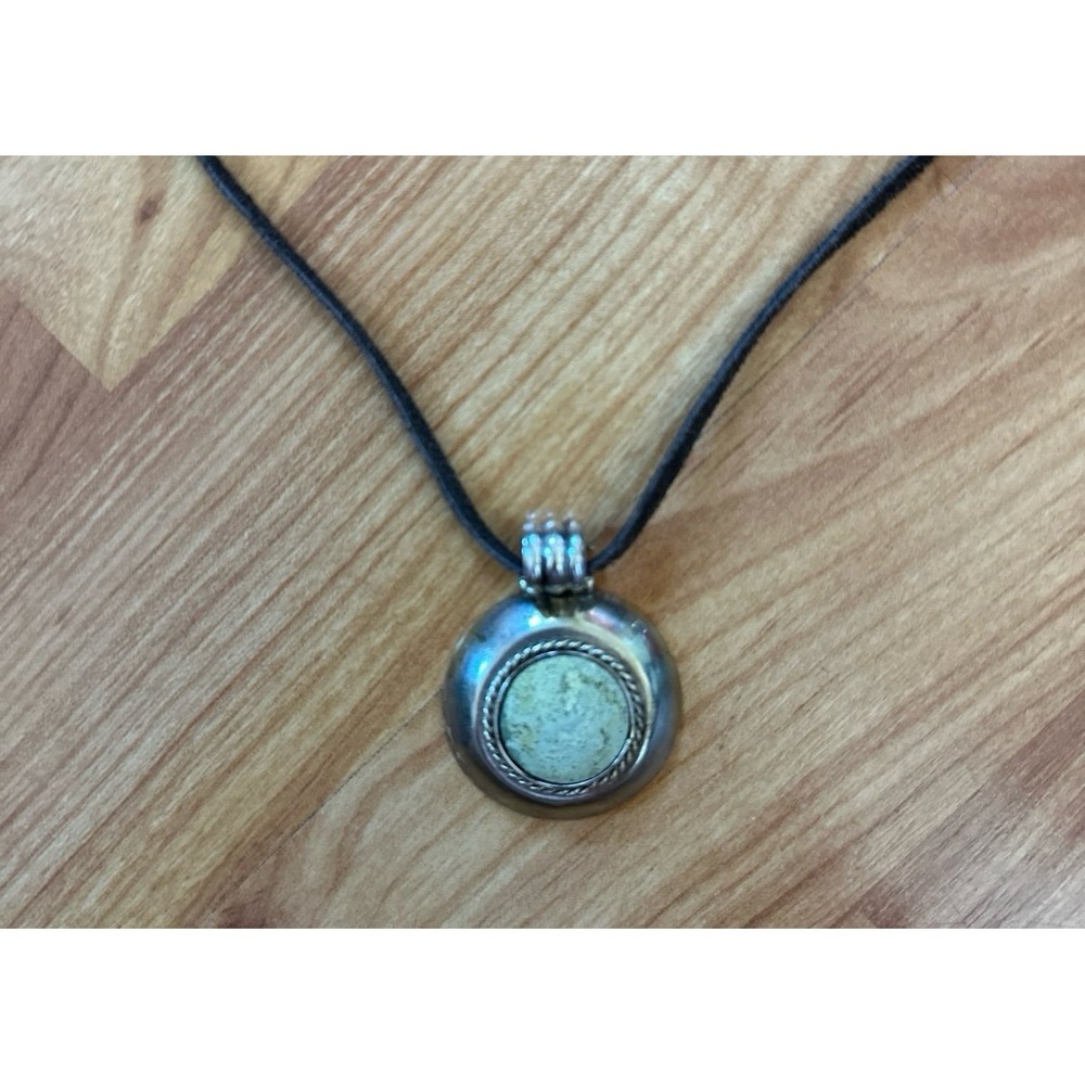 Vintage 950 Silver Necklace with Spiderweb
Variscite Stone